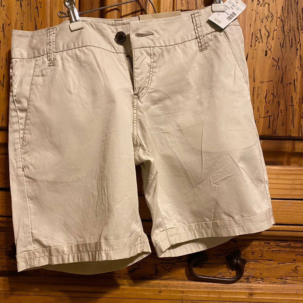 Khaki shorts